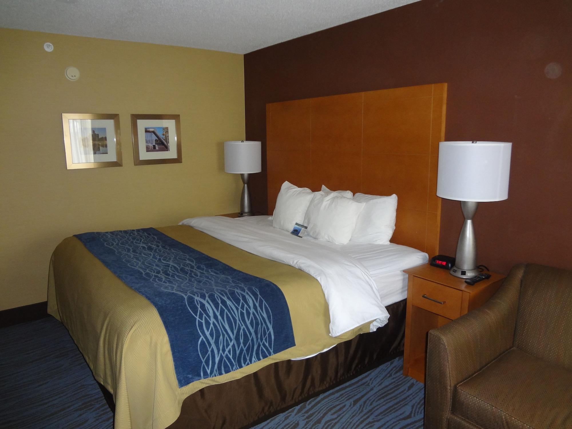 Spark By Hilton Plymouth Bagian luar foto