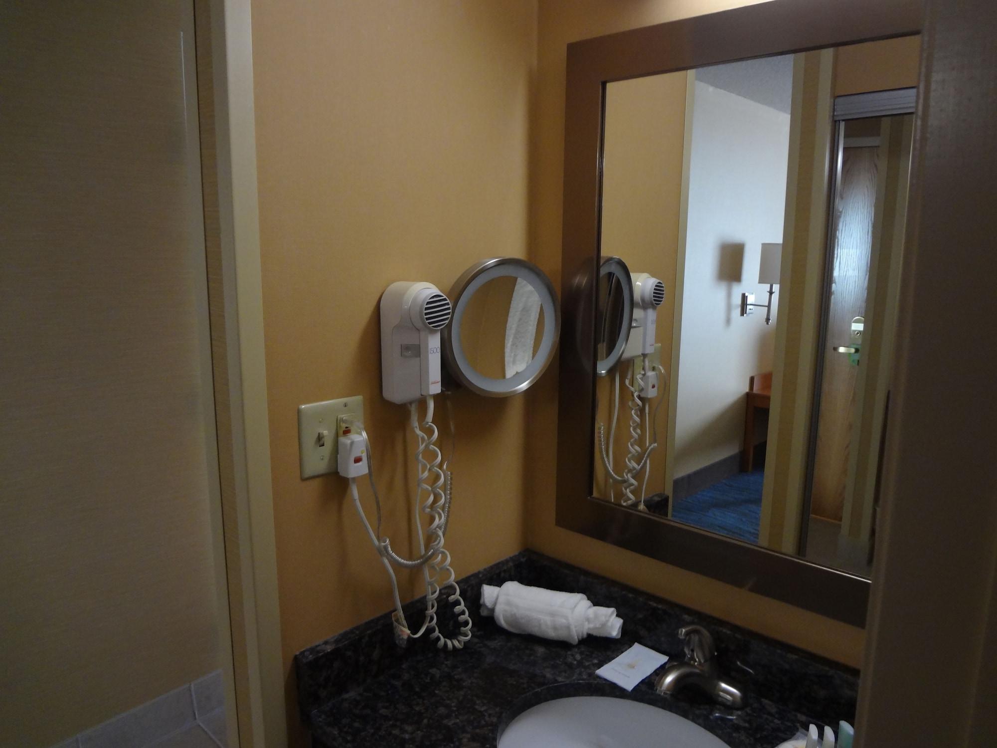 Spark By Hilton Plymouth Bagian luar foto