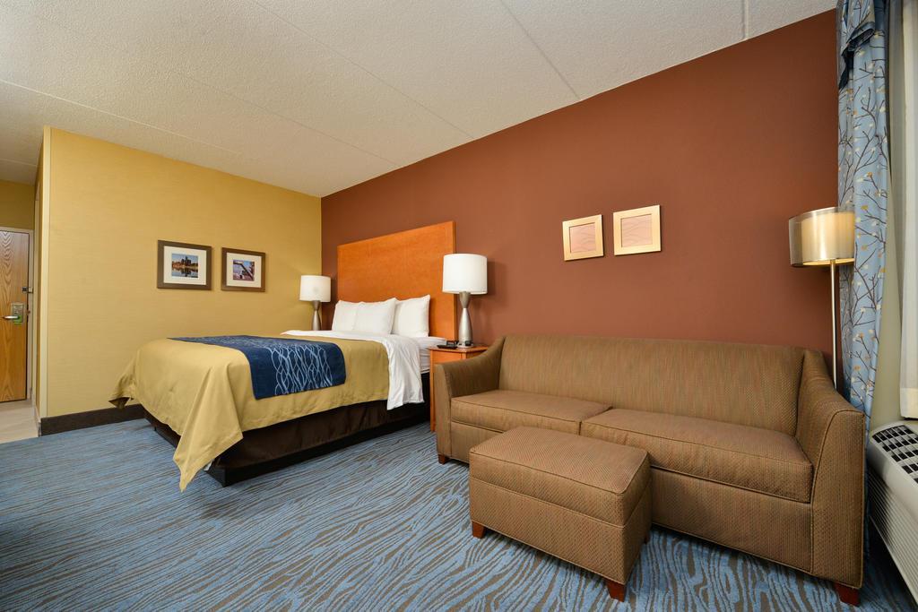 Spark By Hilton Plymouth Bagian luar foto