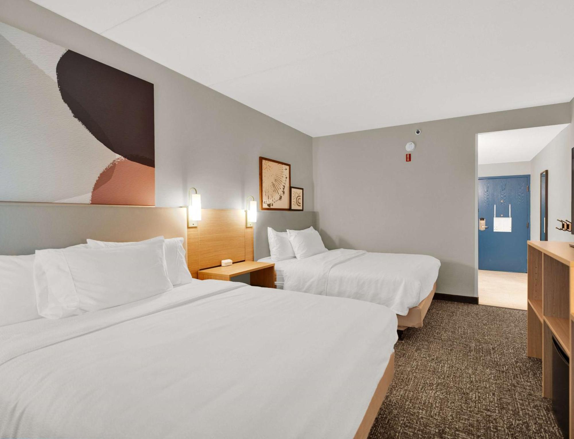 Spark By Hilton Plymouth Bagian luar foto