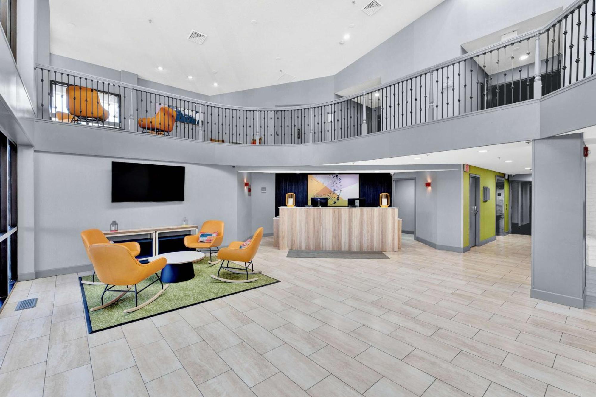 Spark By Hilton Plymouth Bagian luar foto