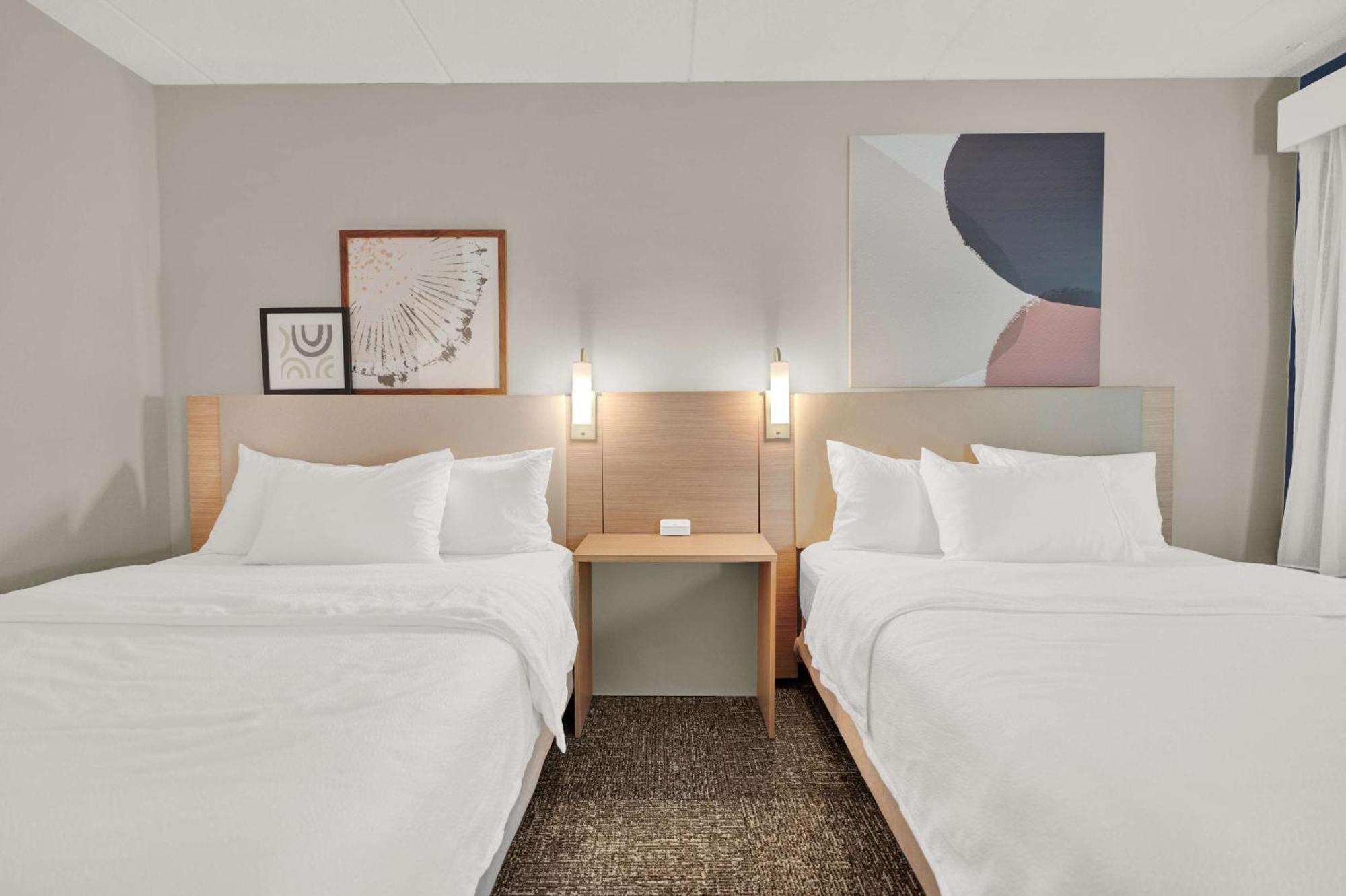 Spark By Hilton Plymouth Bagian luar foto